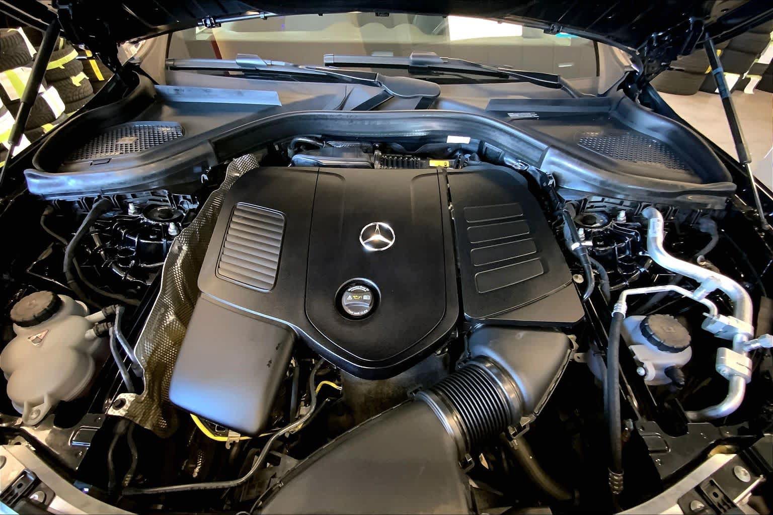 Certified 2025 Mercedes-Benz GLC 300 4MATIC image 29