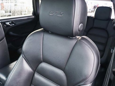 Used 2021 Porsche Macan GTS image 34