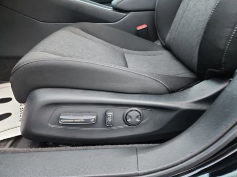Certified 2025 Honda Accord SE image 20