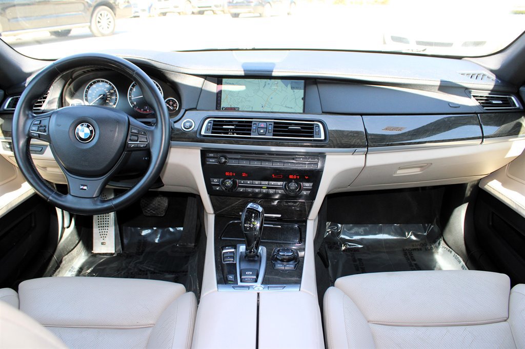 Used 2012 BMW 750Li RWD image 12