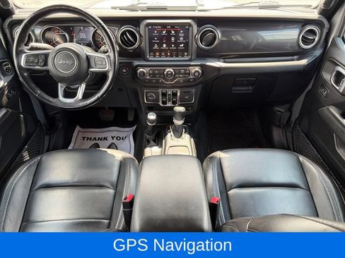 Used 2021 Jeep Wrangler Unlimited Sahara AWD/4WD image 12