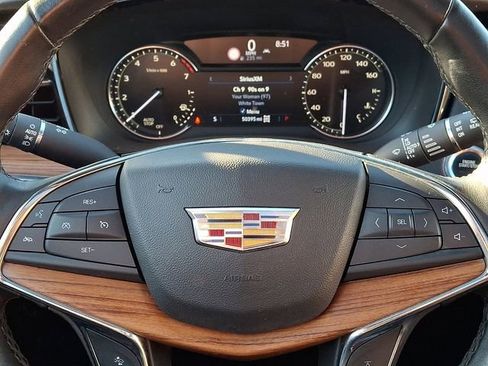 Used 2020 Cadillac XT5 Premium Luxury image 22