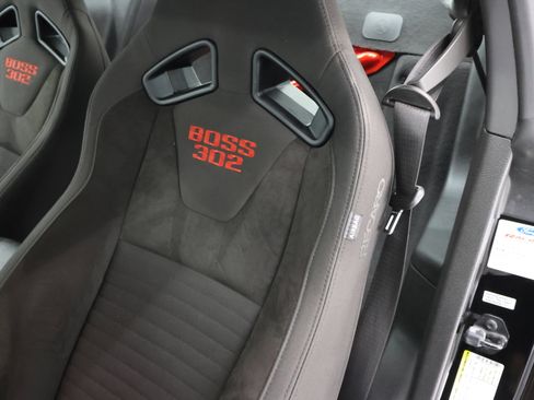 Used 2012 Ford Mustang Boss 302 RWD image 35
