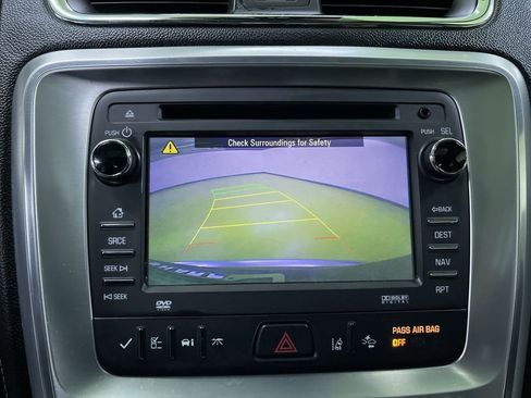 Used 2014 GMC Acadia SLT image 23