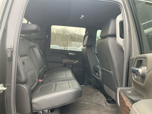 Used 2022 GMC Sierra 3500 Denali w/ Denali Ultimate Package image 13