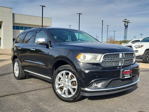 Used 2018 Dodge Durango Citadel w/ Premium Entertainment Group image 3