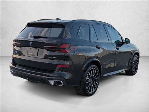 New 2026 BMW X5 xDrive50e w/ M Sport Package image 2