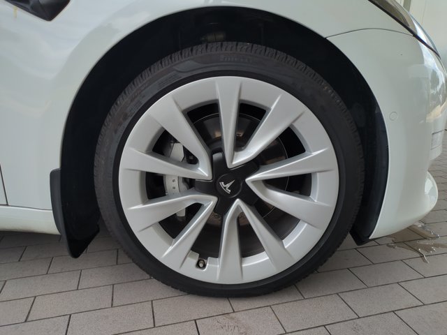 Used 2021 Tesla Model 3 Standard Range Plus RWD image 23