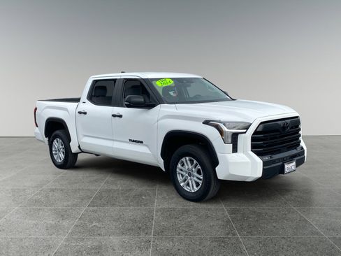 Used 2024 Toyota Tundra SR5 w/ SR5 Convenience Package image 7