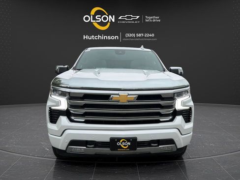 Certified 2023 Chevrolet Silverado 1500 High Country w/ High Country Premium Package AWD/4WD image 15
