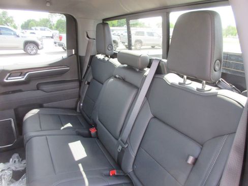 New 2026 GMC Sierra 1500 SLT w/ SLT Convenience Package AWD/4WD image 13