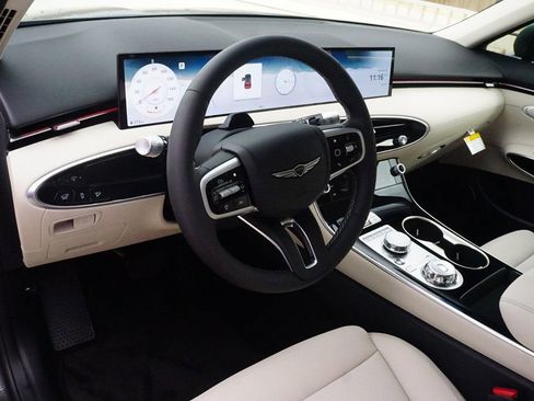 New 2026 Genesis GV70 2.5T image 17