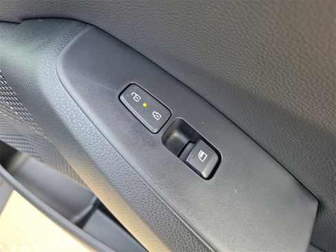 New 2026 Kia Seltos S image 11