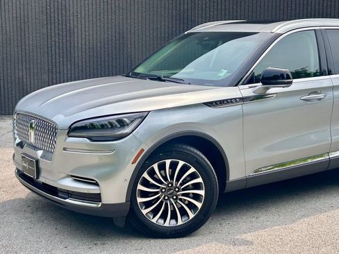 Used 2024 Lincoln Aviator Reserve w/ Equipment Group 201A AWD/4WD image 2