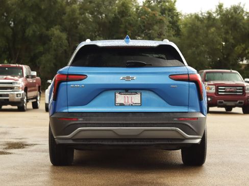 Used 2024 Chevrolet Blazer EV LT AWD/4WD image 6