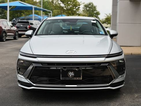 Used 2024 Hyundai Sonata SEL FWD image 13