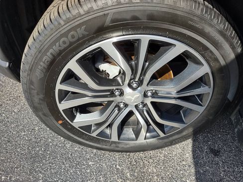 Used 2018 Mitsubishi Outlander SEL AWD/4WD image 38