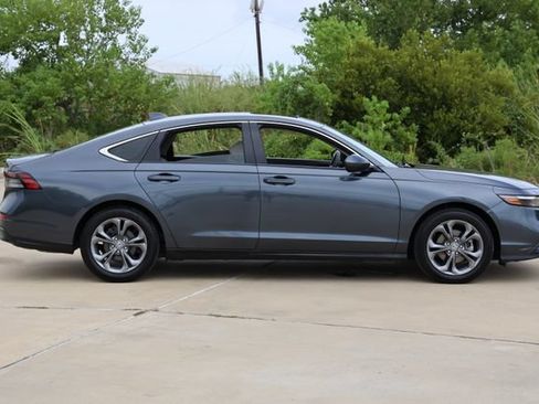 Certified 2024 Honda Accord EX image 8