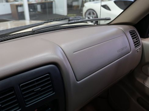 Used 2002 Toyota Tacoma 4x4 Xtracab V6 image 84