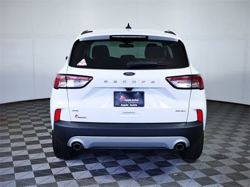 Certified 2022 Ford Escape SE w/ Cold Weather Package image 7