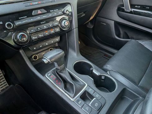 Used 2022 Kia Sportage SX image 10