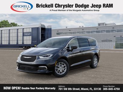 New 2026 Chrysler Pacifica Select