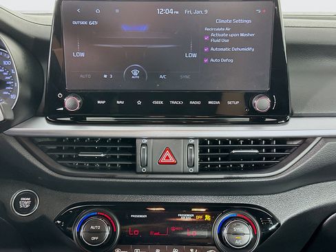 Used 2024 Kia Forte GT-Line image 24