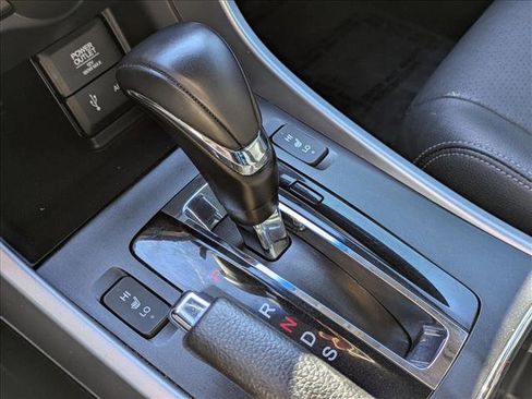 Used 2013 Honda Accord Touring image 11