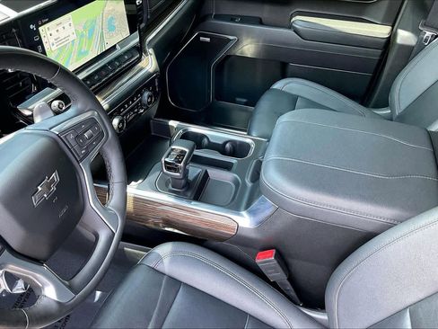 Used 2023 Chevrolet Silverado 1500 RST w/ RST All Star Premium Package AWD/4WD image 17