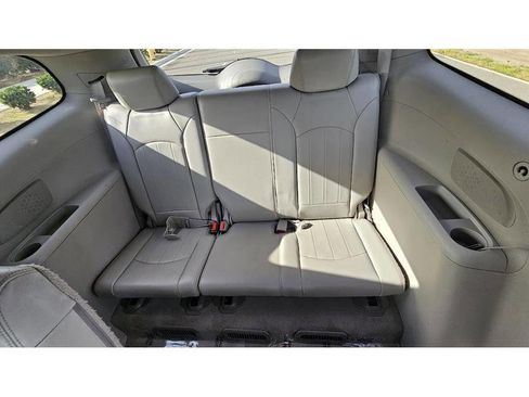 Used 2009 Buick Enclave CXL w/ Entertainment Package #4 image 20