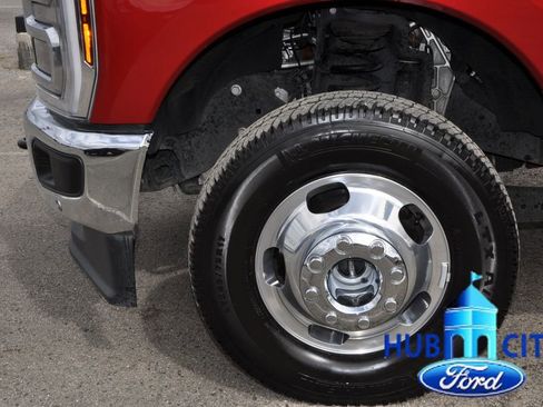 Used 2024 Ford F350 Lariat w/ Lariat Ultimate Package image 9