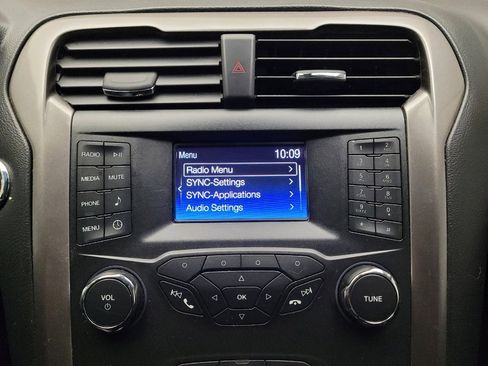 Used 2019 Ford Fusion S image 25