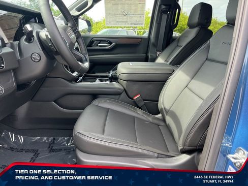 New 2026 GMC Yukon Denali w/ Sun & Power Step Package RWD image 9