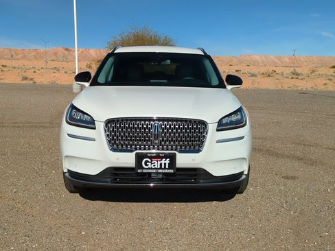 Used 2022 Lincoln Corsair FWD w/ Equipment Group 101A image 9