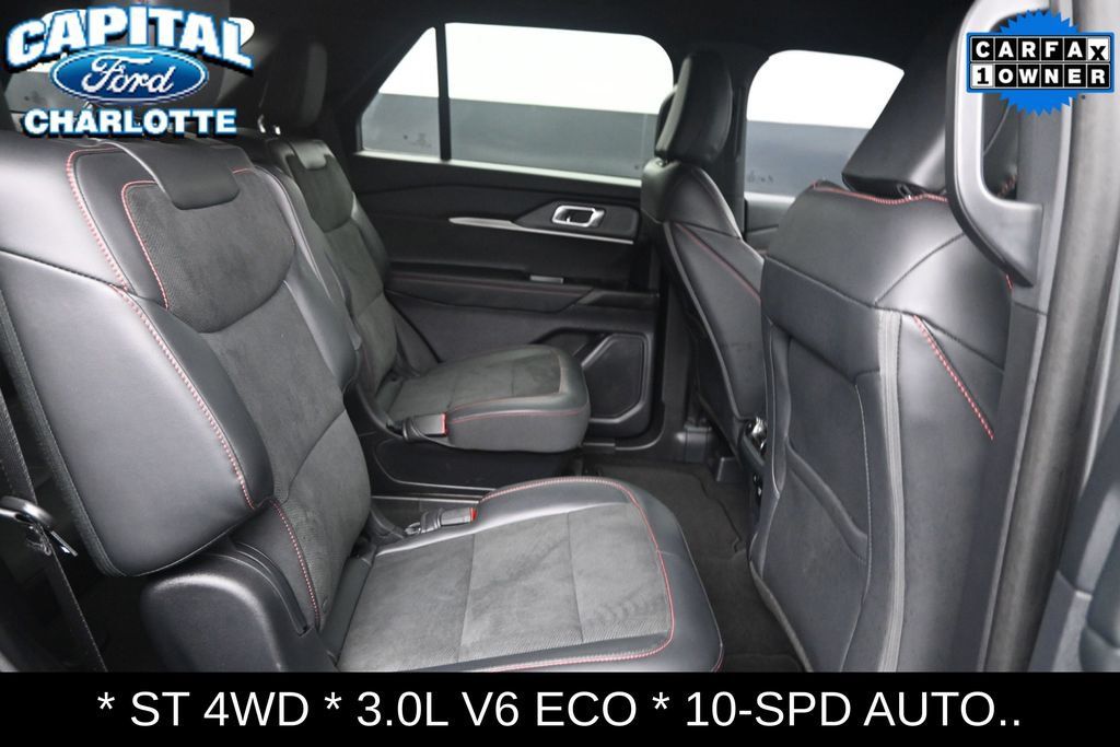 Used 2025 Ford Explorer ST AWD/4WD image 15