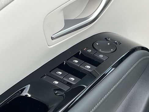 New 2026 Hyundai Tucson Limited FWD image 25