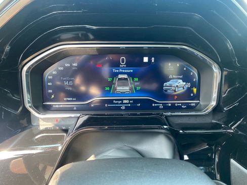 Used 2022 Chevrolet Silverado 1500 LTZ w/ Technology Package image 17