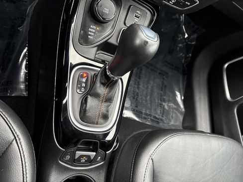 Certified 2020 Jeep Compass Limited image 31