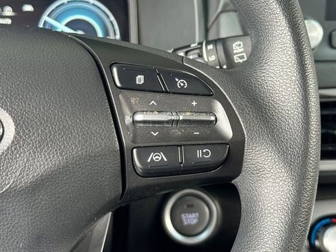 Used 2023 Hyundai Kona SE w/ Cargo Package FWD image 37