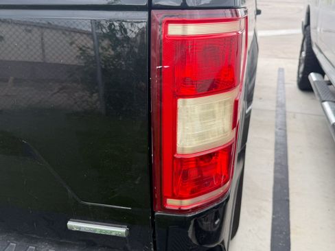 Used 2018 Ford F150 XL w/ Equipment Group 101A Mid RWD image 18