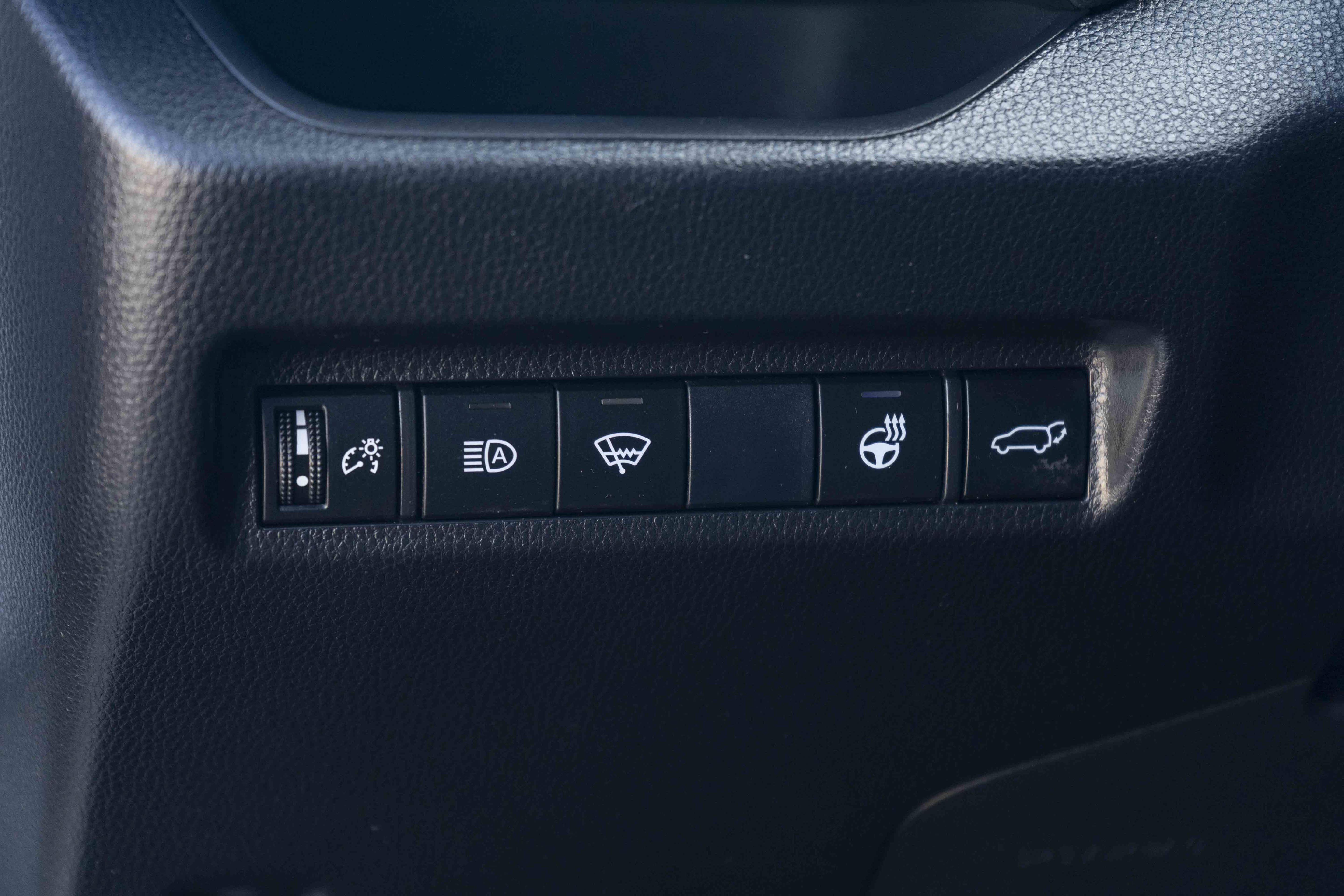 Used 2020 Toyota RAV4 XSE AWD/4WD image 36