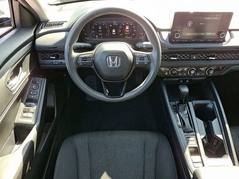Used 2023 Honda Accord EX image 11