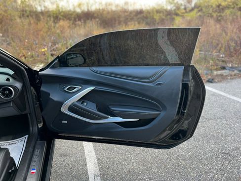 Used 2022 Chevrolet Camaro SS image 31