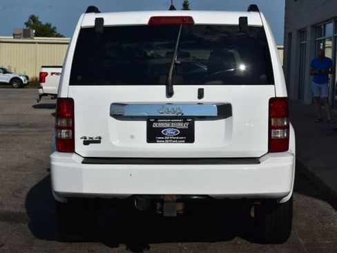 Used 2012 Jeep Liberty Sport AWD/4WD image 9