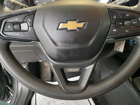 Used 2025 Chevrolet Trax LS w/ LS Convenience Package image 13