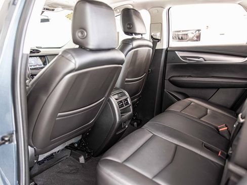 Used 2019 Cadillac XT5 Luxury image 34