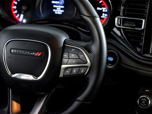 Used 2024 Dodge Durango SXT w/ SXT Blacktop Group image 17