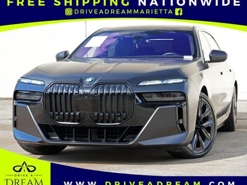 Used 2023 BMW i7 xDrive60 AWD/4WD image 1