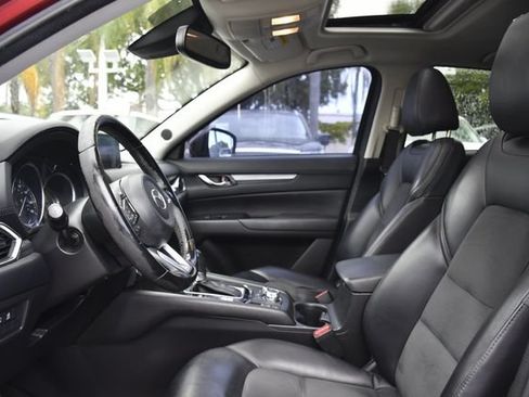 Used 2018 MAZDA CX-5 Touring w/ Preferred Equipment Package FWD image 19