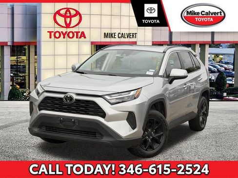 Used 2023 Toyota RAV4 XLE w/ Convenience Package image 1